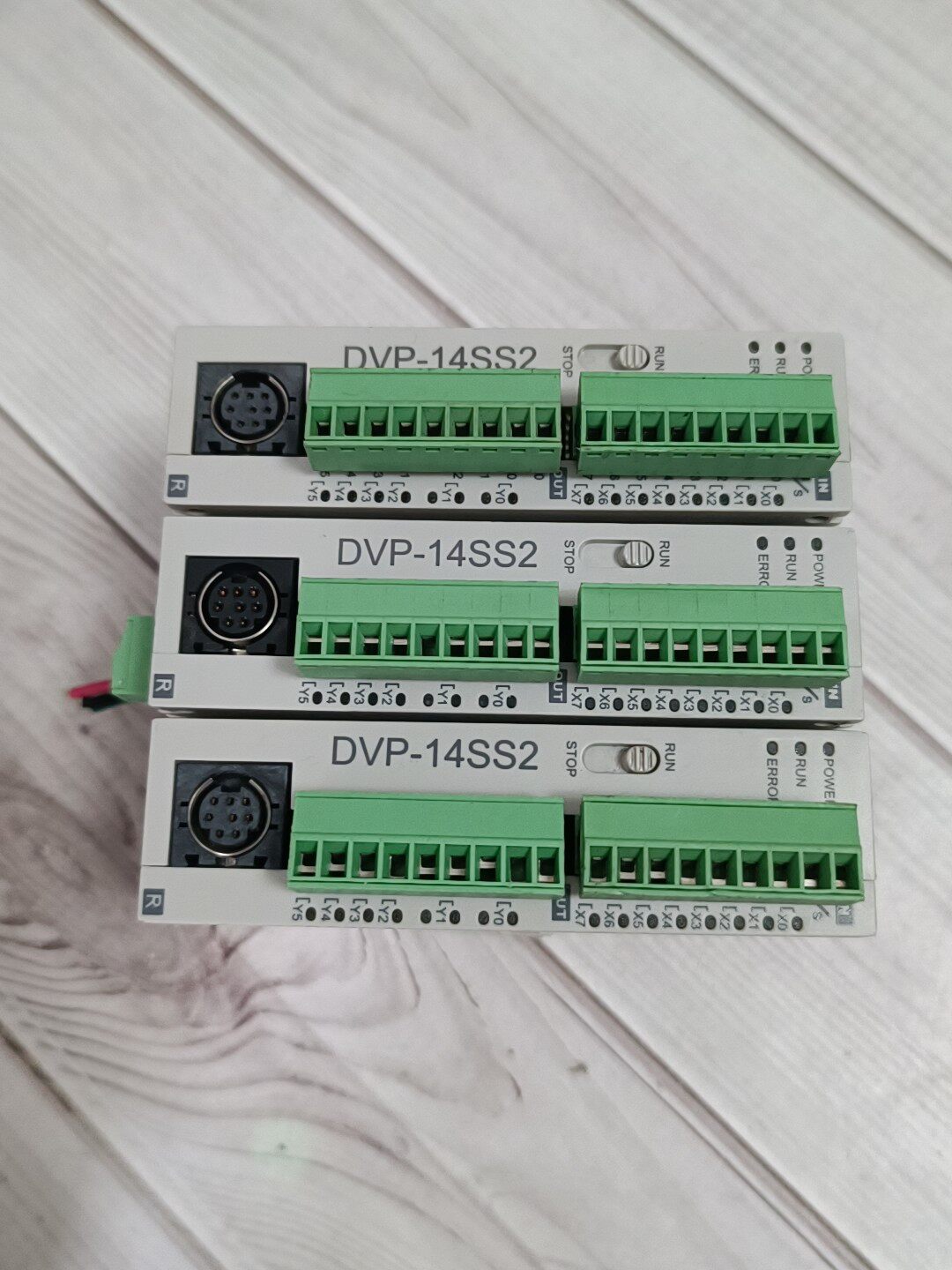 拆机台达PLC  DVP14SS211R   成色漂亮，年份
