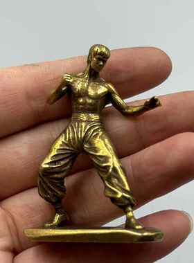 古玩铜器收藏仿古实心纯黄铜功夫李小龙人物铜像复古桌面小摆件