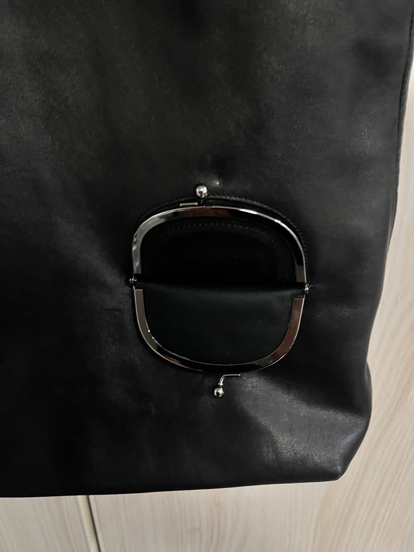 Yohji Yamamoto 22AW Leather Tote Bag — detail