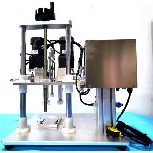 GKP-80半自动旋盖机拧紧器玻璃塑料瓶锁盖机小型鸭嘴盖拧盖机现货