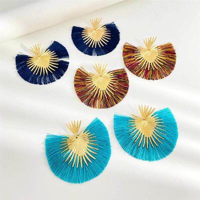 exaggerated tassel retro temperament heart-shaped earrings
