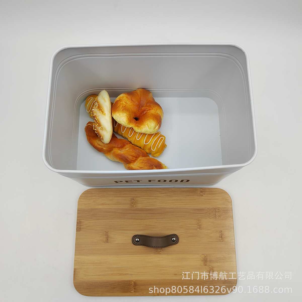 货源 厂家直供 铁制品面包箱 储物箱 皮革挽手面包箱