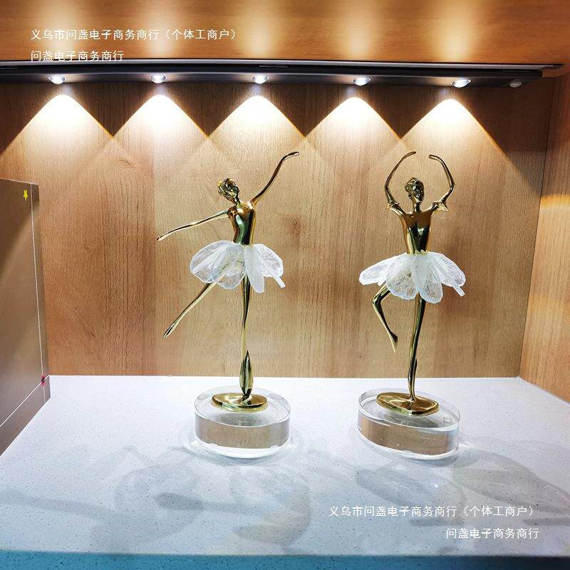 电视柜铜女孩水晶舞蹈现代摆件客厅轻奢芭蕾装饰品酒柜餐边柜跳舞
