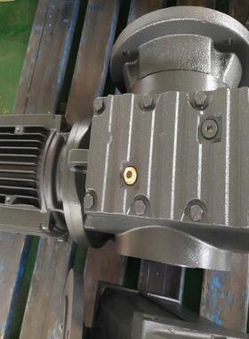 选型表和使用参数下载_SAFD67斜齿轮蜗轮蜗杆减速机