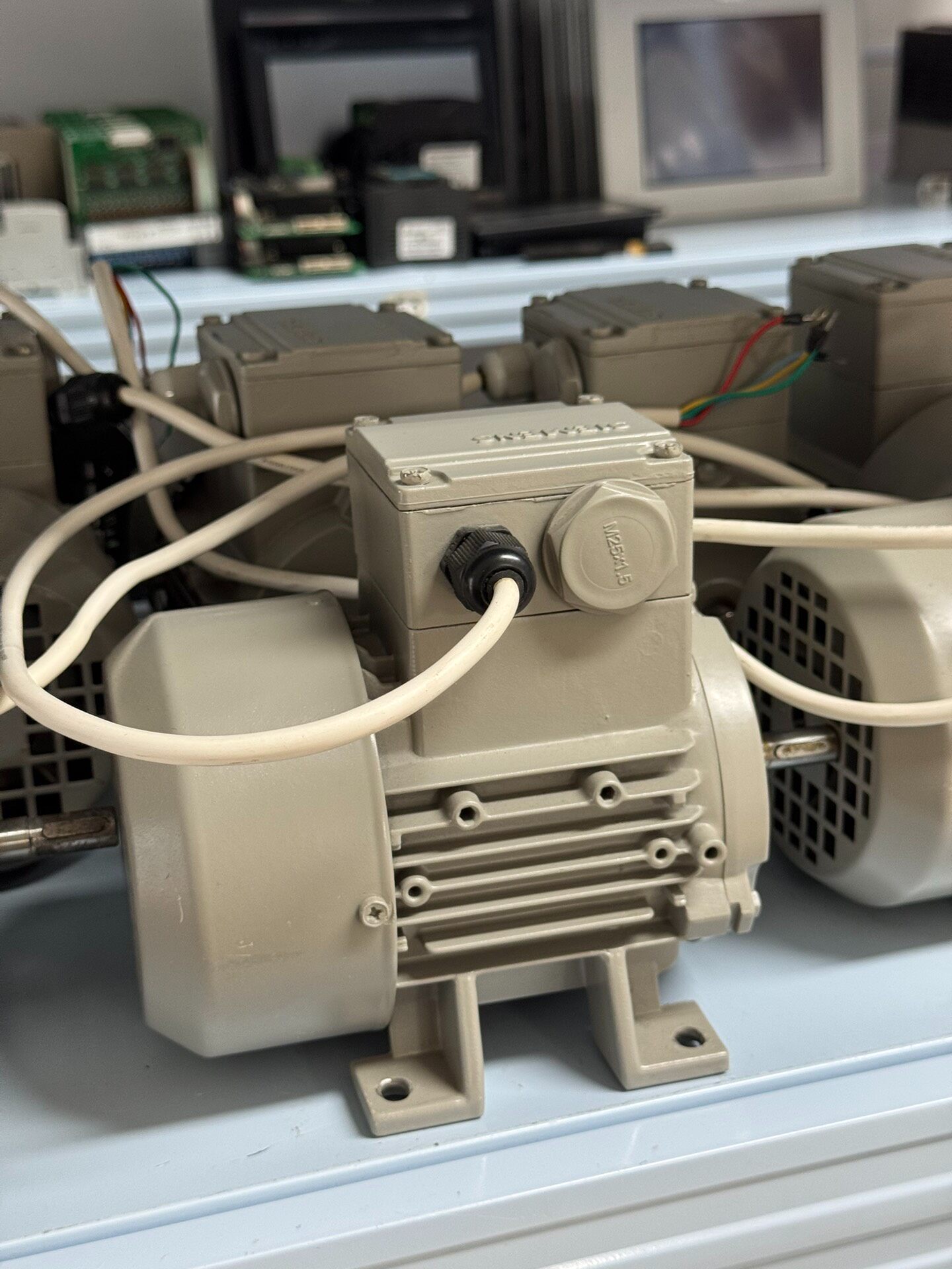 西门子电机1LA7063-4AB10