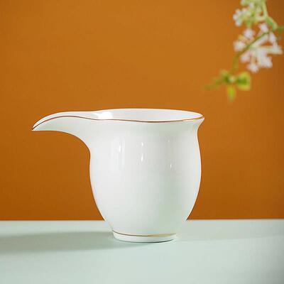 长嘴公道杯泡茶分茶器陶瓷加厚防烫白瓷功夫茶具侧把公分杯带把手