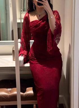 Women's lace hip hugging evening gown