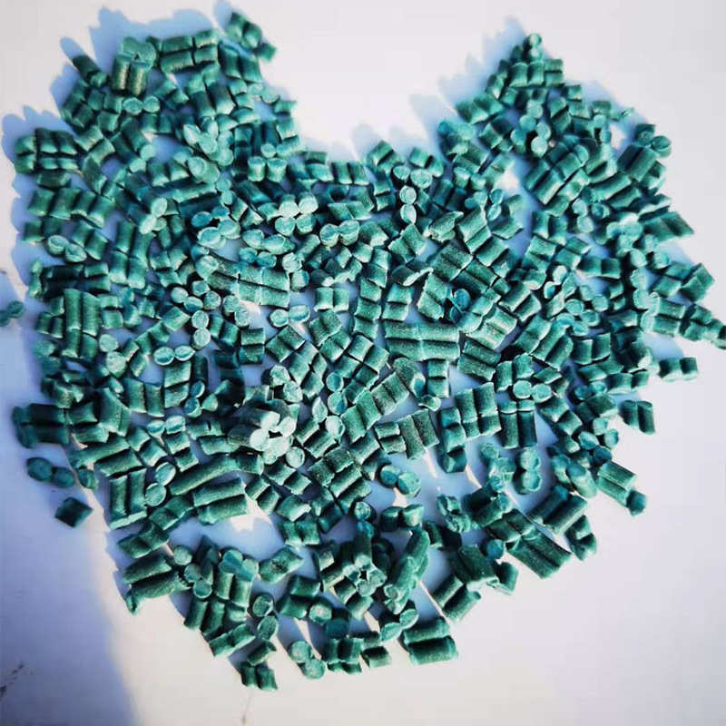 PVC再生颗粒批发墨绿色电线电缆外包胶皮水管雨胶鞋用料塑料颗粒
