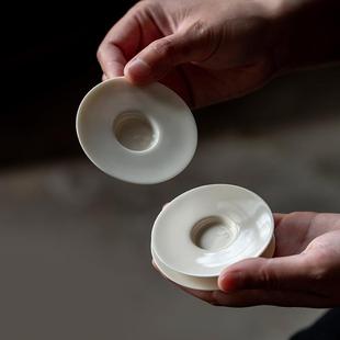 家用杏白釉茶杯圆形杯垫杯托陶瓷茶杯托隔热杯垫功夫茶具茶道配件