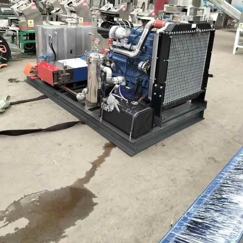 1厂40柴0公斤油高VKD压清洗机 化工换热器疏通道机 冷凝器管清洗
