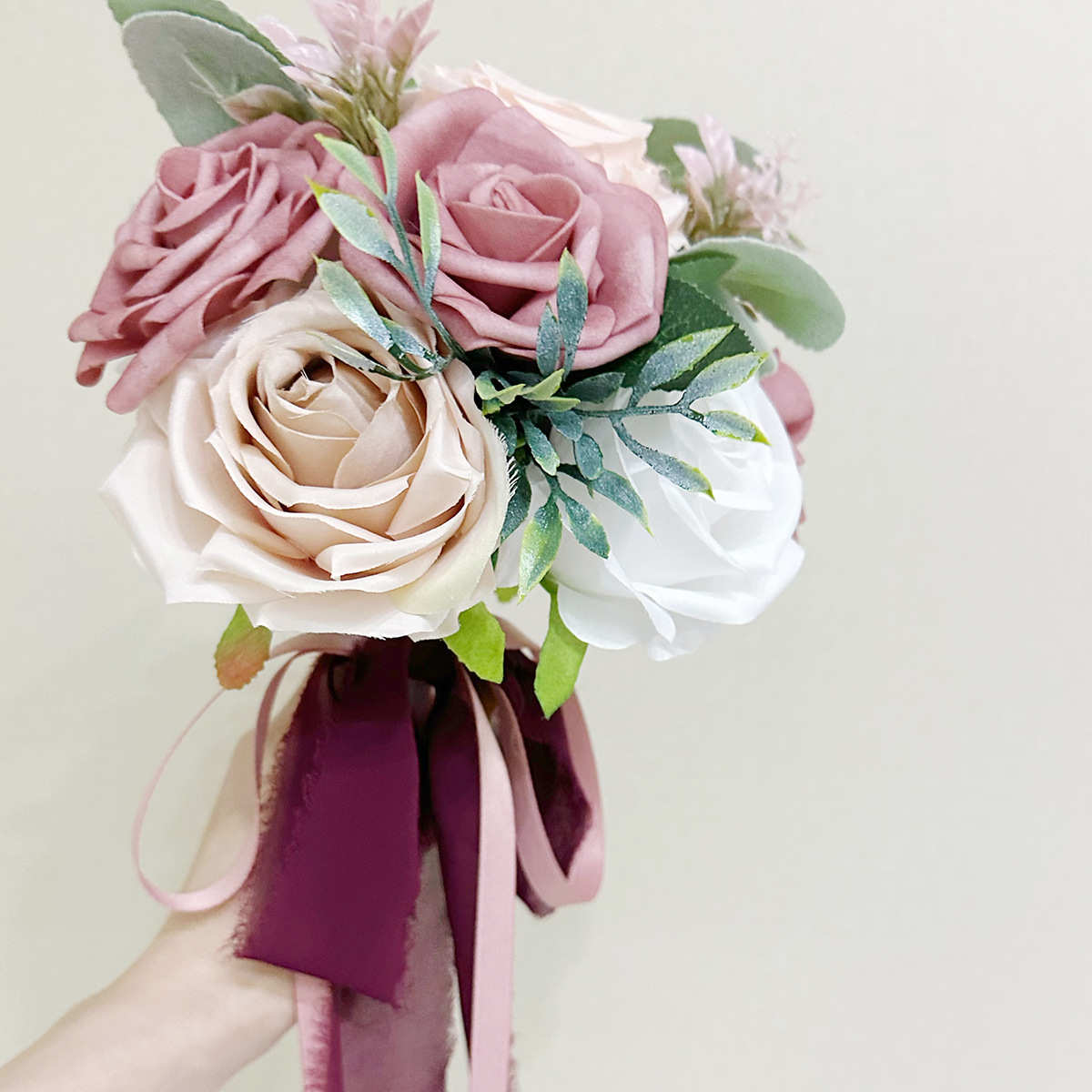 婚礼新娘手捧花高级感仿真花束情人节影楼拍摄道具装饰人造玫瑰花