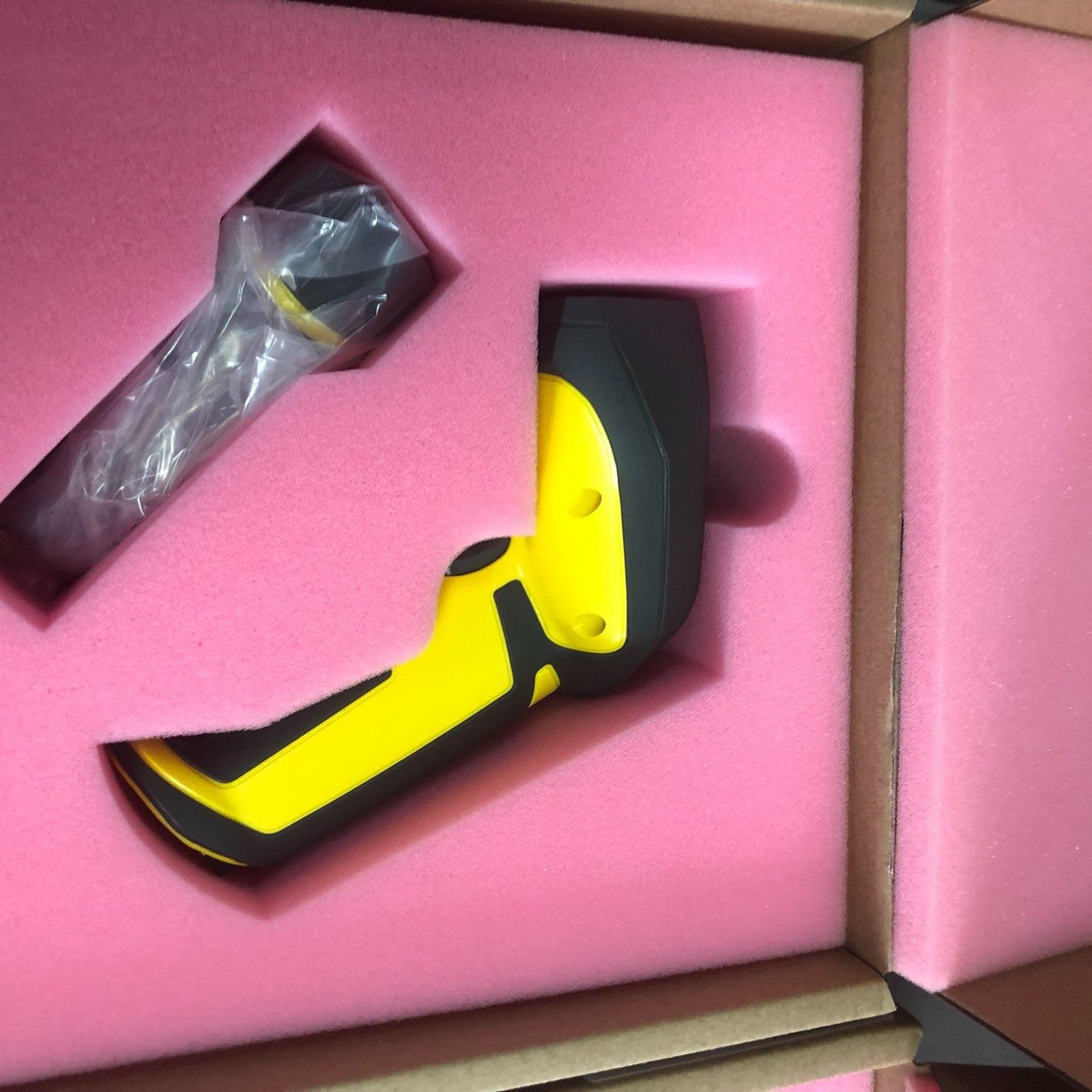 康耐视DM8050HDX-0200，0100。议价