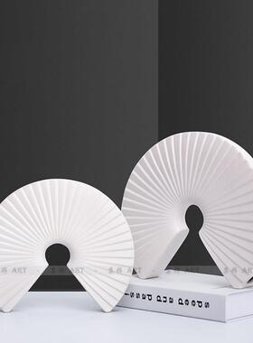 新中式现代简约白色扇形摆件样板房售楼处软装饰品创意工艺品摆设