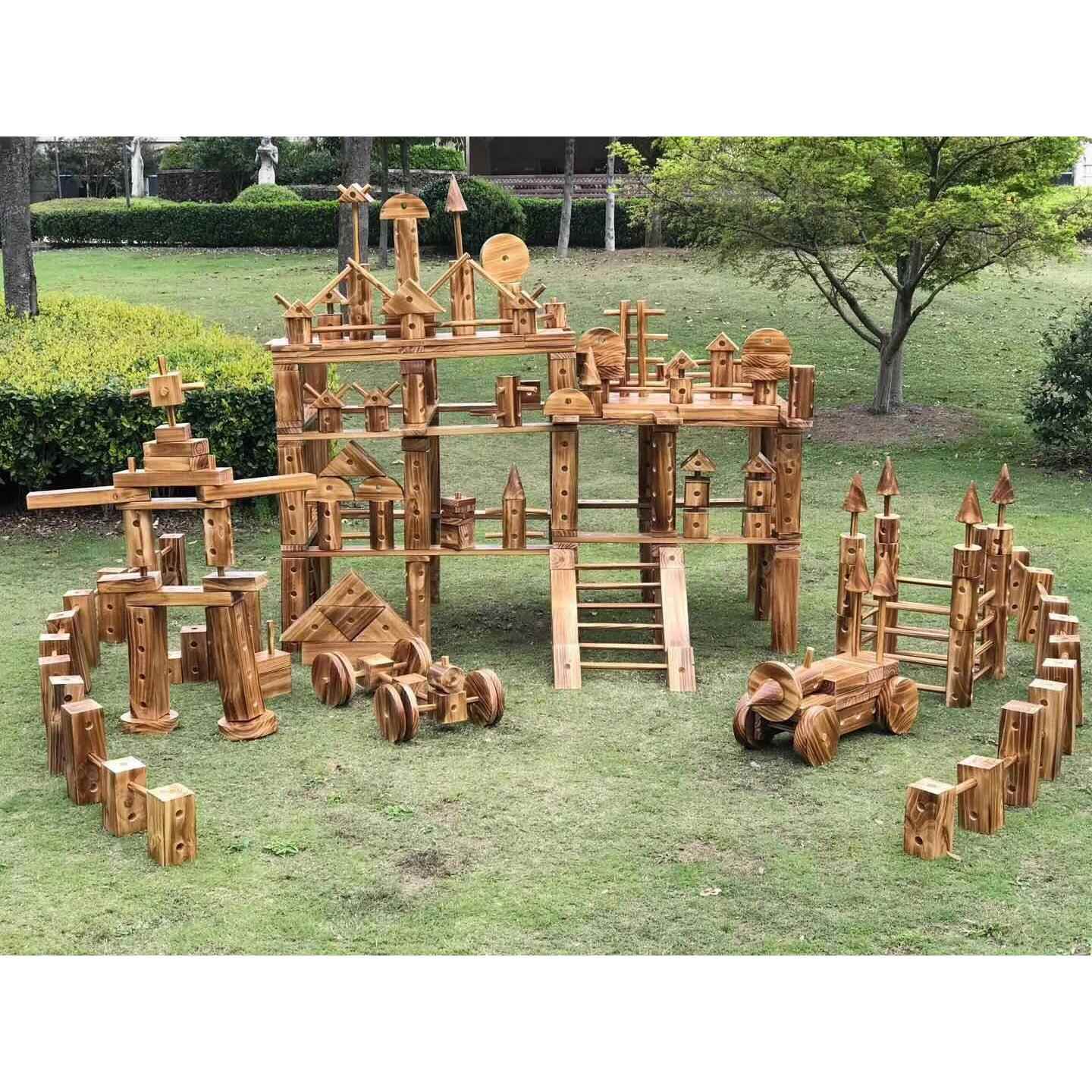 幼儿园室户外大型建构超大防腐新西兰松木拼插打孔碳化烧积木玩具