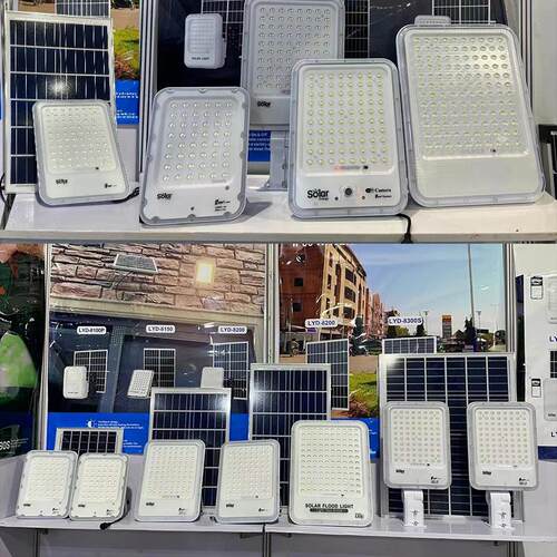 2024跨境泛光灯Solarfloodlight新型户外庭院灯中东