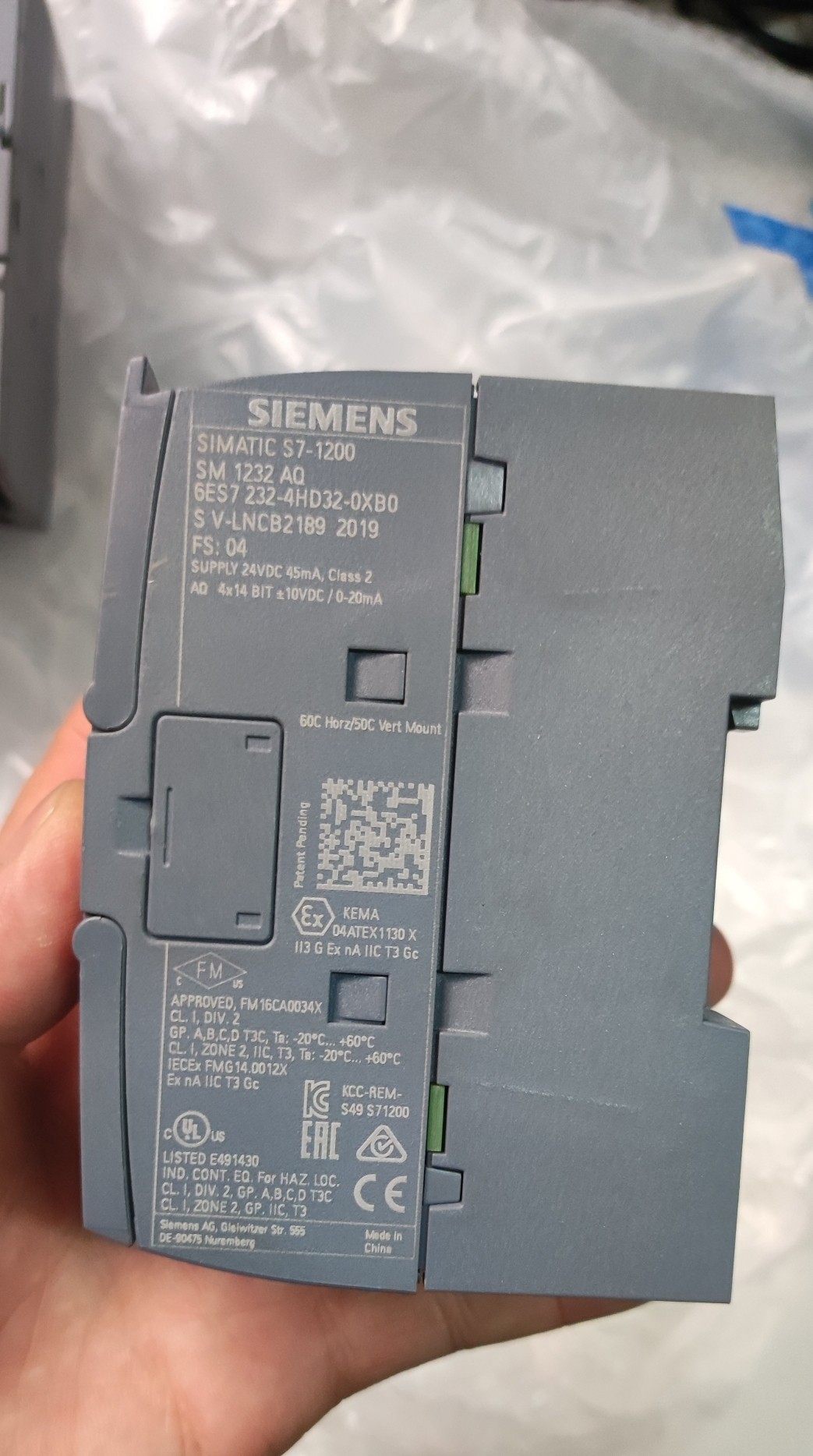 西门子正品6ES7 232-4HD32-0XB0，成色95~