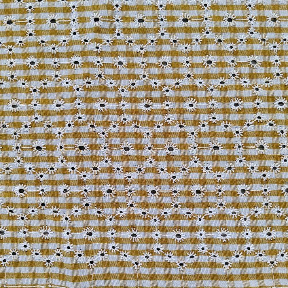 EG-1908135-2  TC色织格纹绣花 多色绣花  花边 雕孔绣花 打孔绣