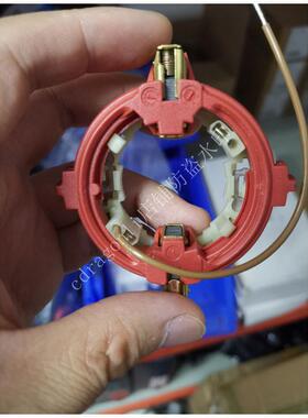 麦太保bev1300-2碳刷BE架1100电刷座316051960挤式出焊枪BE1020