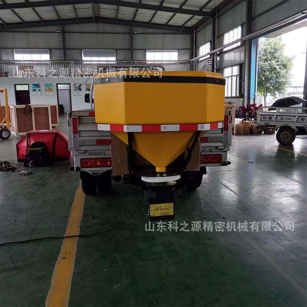 厂区市政道路洒布机 车载式小型融雪撒布机 汽油冰雪路面化雪机