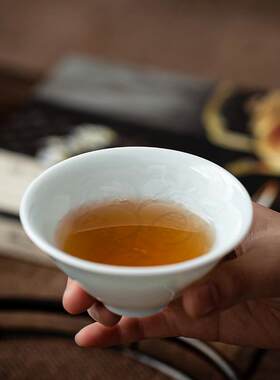 意叁手作湖田窑影青瓷莲花纹浮雕仿宋办公陶瓷茶具主人杯单杯手工