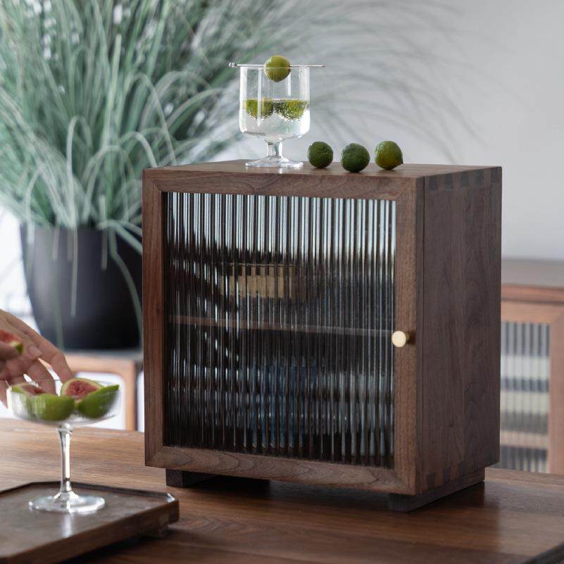 黑胡桃木燕尾榫卯小柜子玻璃门茶具储物柜护肤品瓷器茶杯收纳柜