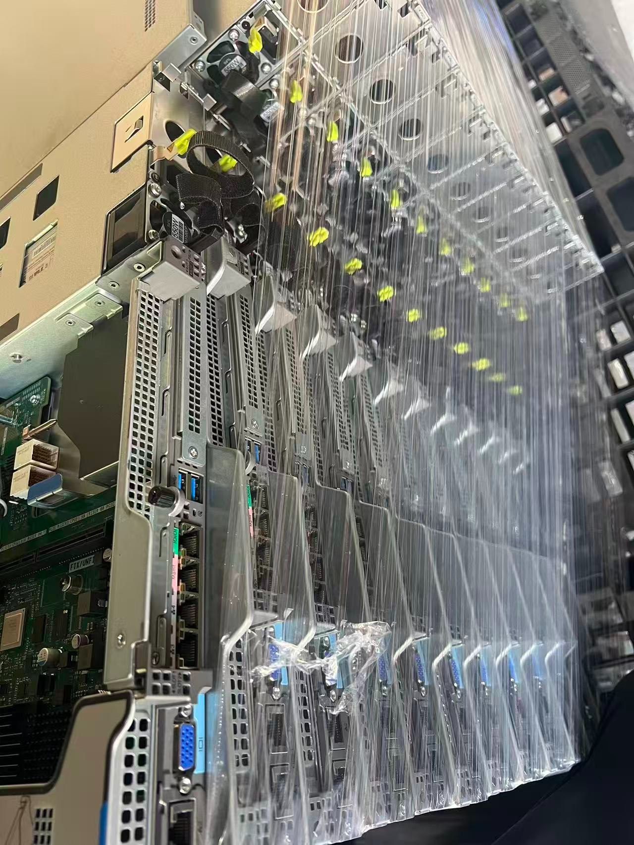 现货200台 华为1288HV5服务器 2.5寸8盘位准系统