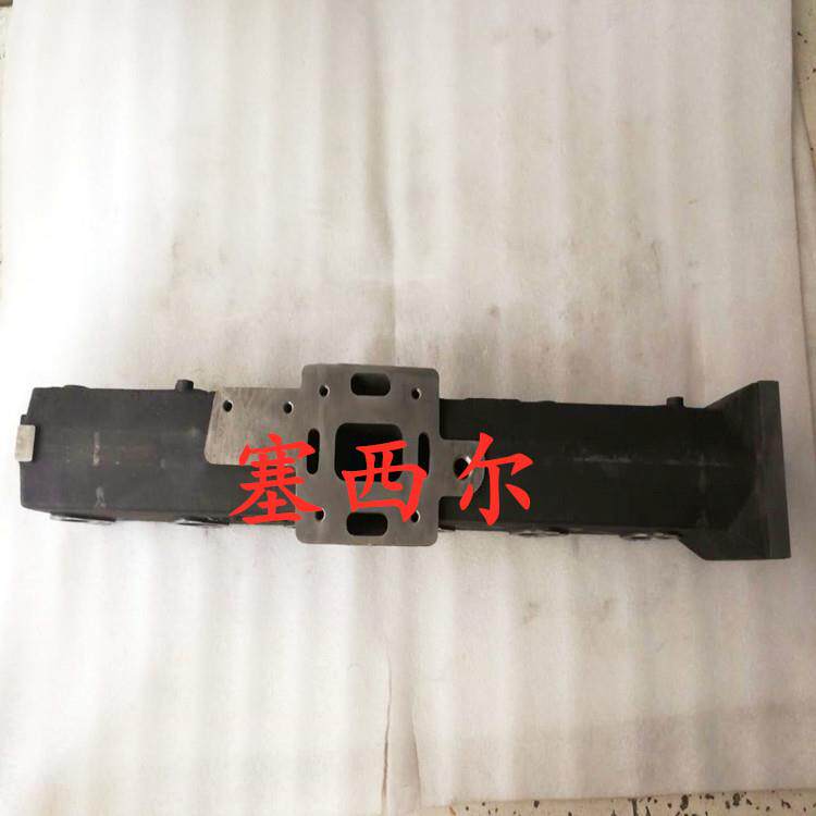 用于工程机械6CT8.3发动机湿式排气歧管3922423 船用排气歧管