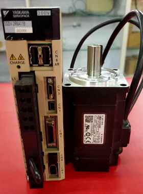 安川400W伺服SGMJV-04ADE6S SGDV-2R8A01B现货九成新议价出售保修