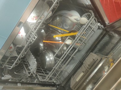 华凌洗碗机怎么样?使用一个月谈感受,没后悔当初的选择