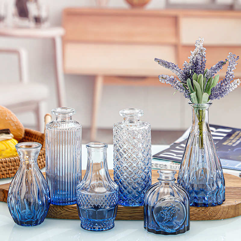 批发蓝色装饰小花瓶风家居摆件客厅茶几插花小花瓶法式浮雕