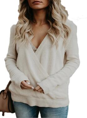 Women's sweater appears slim knit sweater