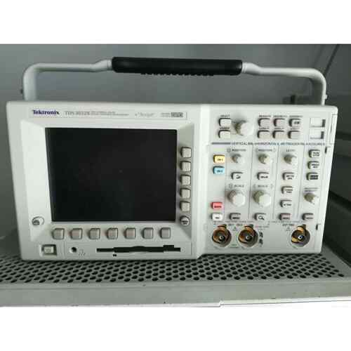 泰克数字示波器tds3032b 300兆双通道