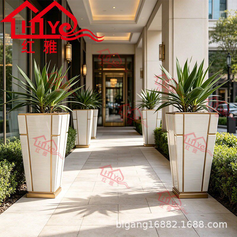 大型玻璃钢方形花盆轻奢金边设计商场花钵酒店大堂景观装饰花器