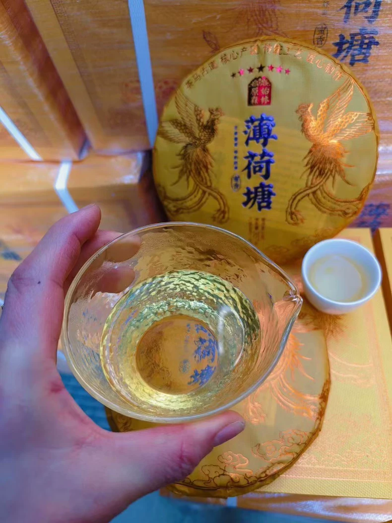 古樹薄荷塘禮盒裝！普洱生茶餅花果香豐富！濃郁度至高！ 普洱茶 BUASHOP普洱老茶