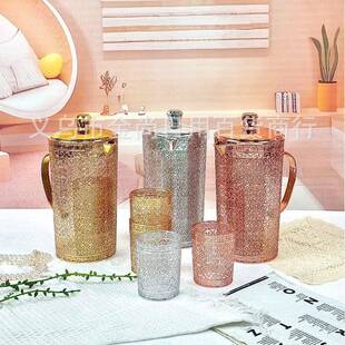 with four cups Diamond plated pitcher gold refriger lidded