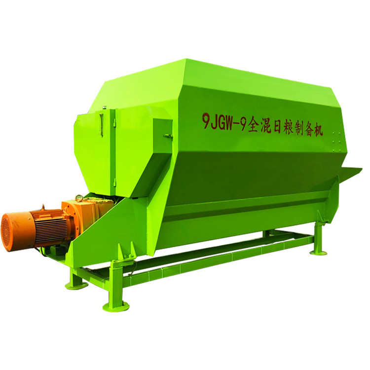 牛羊饲料搅拌机全混合日粮草料制备机tmr拌料机切割揉丝拌草机