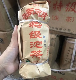 凤庆茶厂2007年云南凤庆特级沱茶，金丝带(金丝带)青砣普洱茶叶生茶500g条