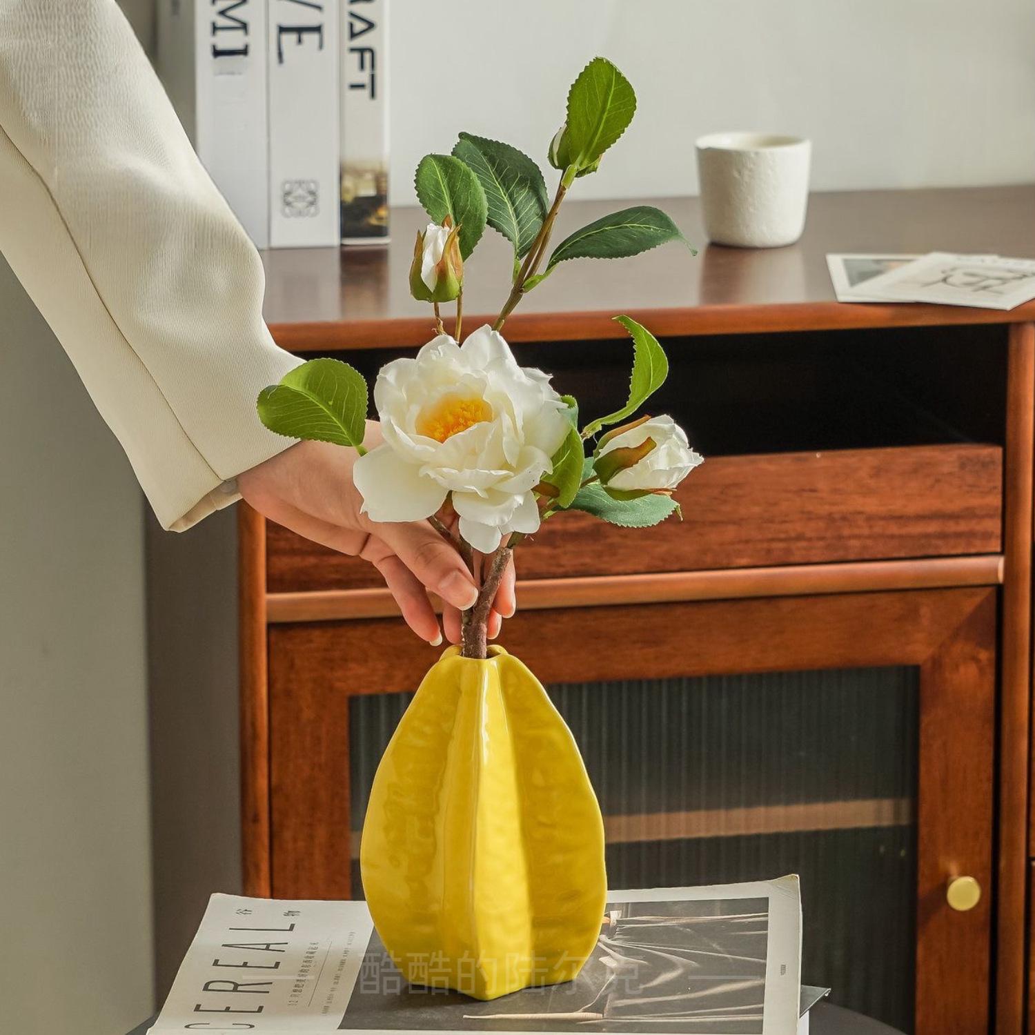 北欧ins杨桃欧式陶瓷花瓶仿真花创意艺术插花花器家居装饰摆设