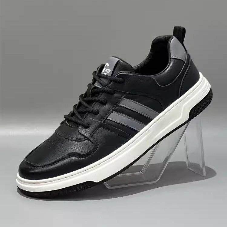 潮牌男士板鞋春季新款潮流百搭透气运动潮鞋黑色真皮软底休闲皮鞋