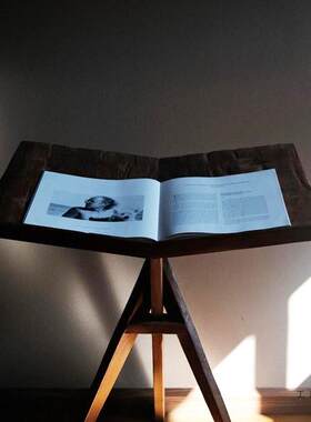 中复古实木胡桃看报杂志阅读支架子展示落地立式画相册艺术大方桌