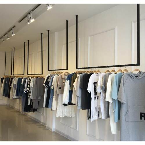 服装店铺悬吊式天花板悬挂衣架吊架上墙男女装展示架婚纱壁挂式侧