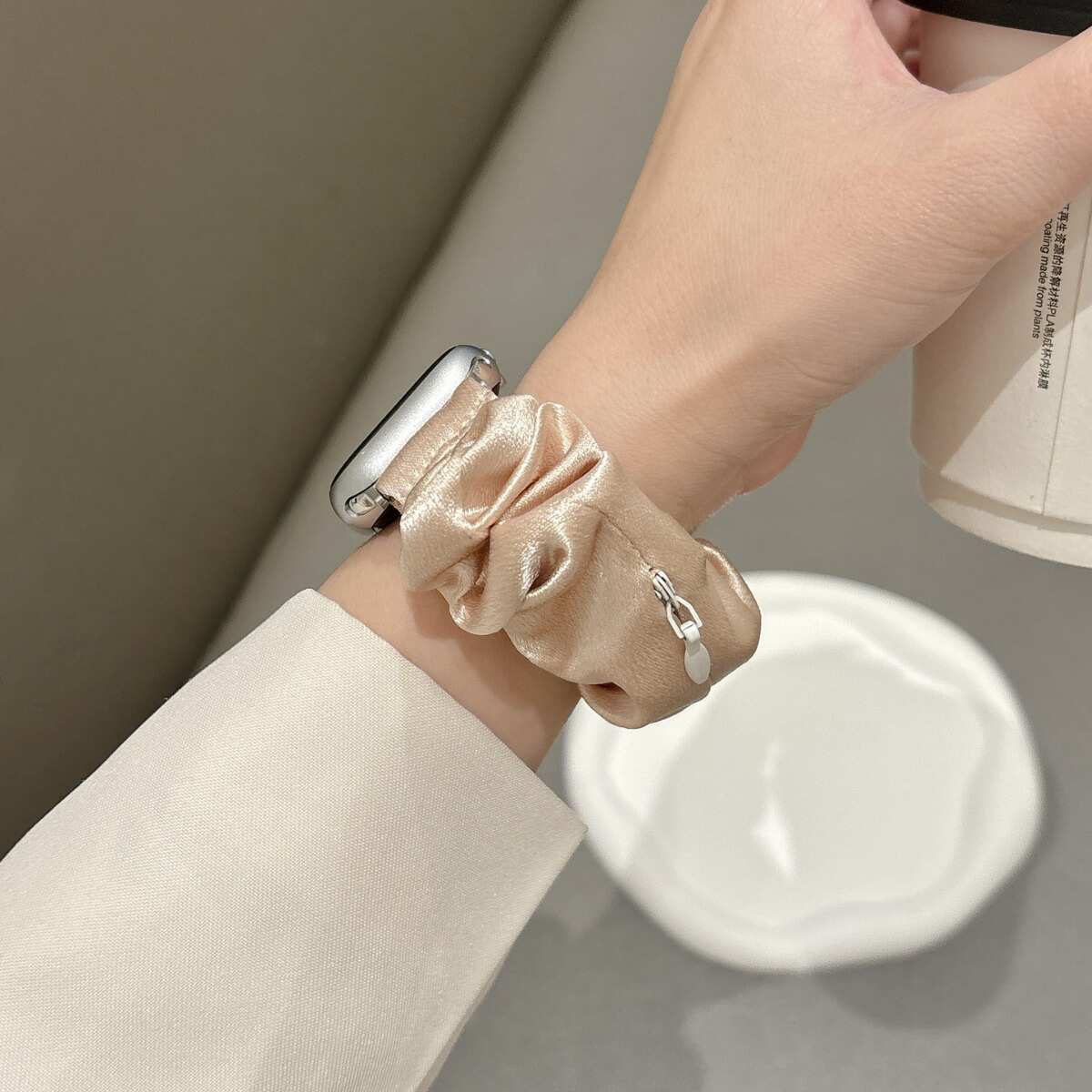CG376大肠发圈适用于applewatchs9苹果表带8/7/6/5/4/3Ultra创意