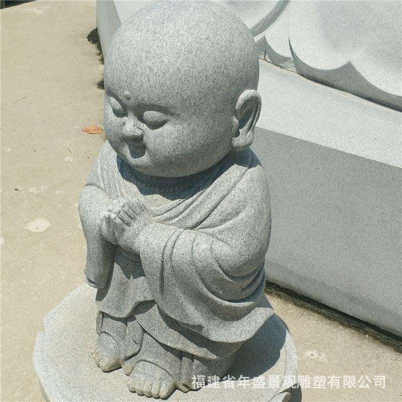 厂家现货福建花岗岩雕刻打座小和尚 家居院子小沙弥佛系雕像