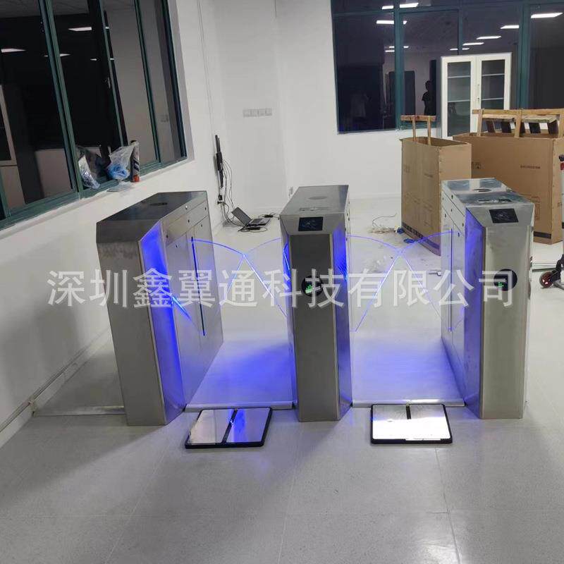 ESD静电测试门禁翼闸超市单向停车场控制机/道闸