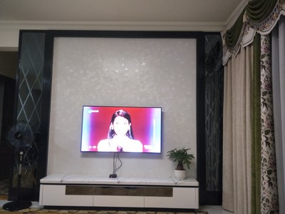 长虹55A8U好还是长虹 55A8U好，具体配置体验区别在哪里？