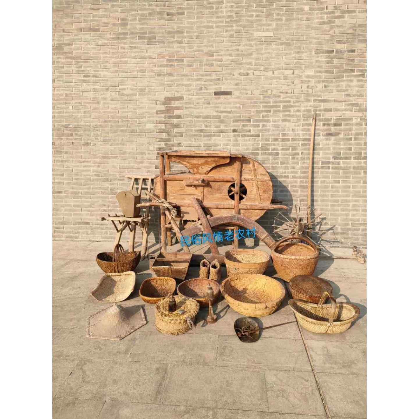 采购产品民间旧物品，旧风车，木犁，旧木耙，旧木桶盆，簸箕，簸
