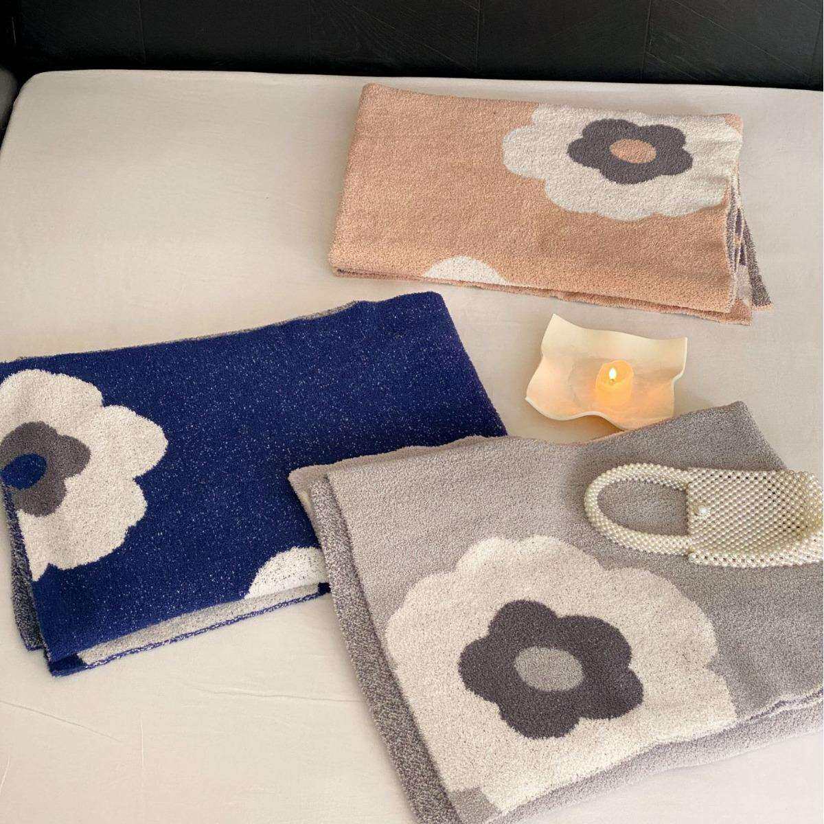 柔软舒服的软绵绵半边绒针织毯保暖简约沙发旅行毯子午睡披肩搭毯