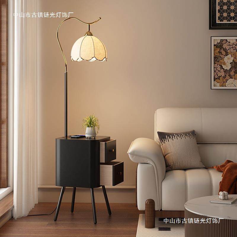 美式复古高级感客厅装饰氛围灯创意南洋风印花铁艺灯罩卧室落地灯