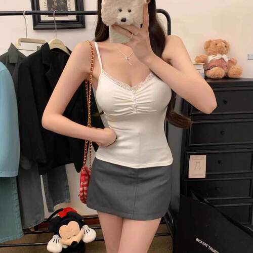 Vintage Lace Patchwork Basic Halter Top Slim-Fitting