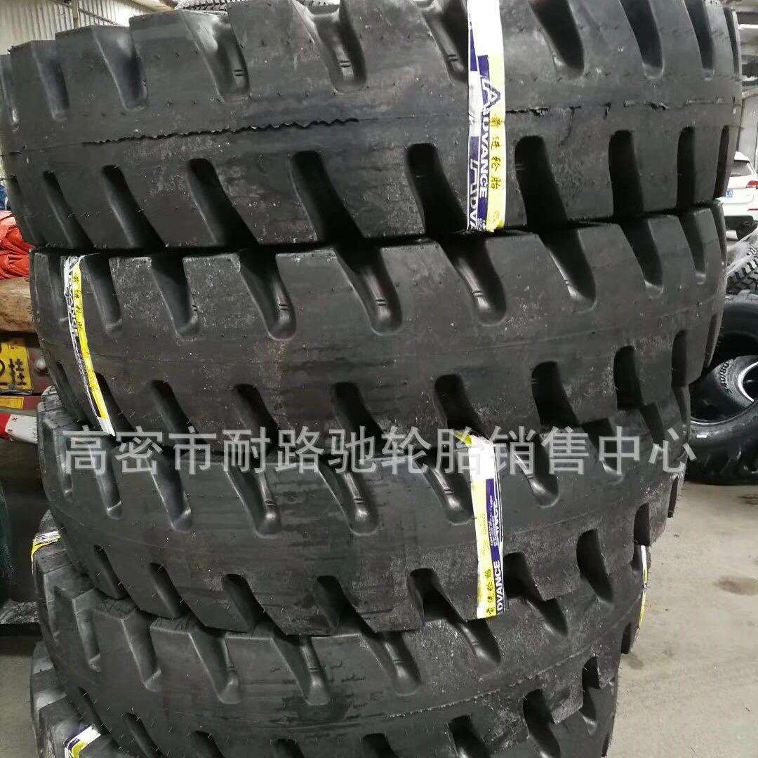 港口吊车轮胎1400-24 1200-24 1800-25IND-4叉车龙门吊车轮胎